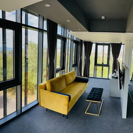 Werk & Otel Hunedoara