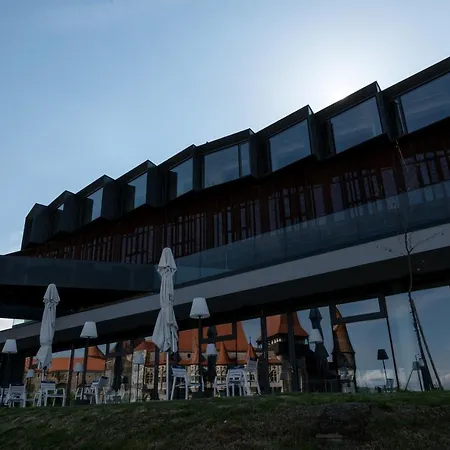 Otel Werk & Hunedoara